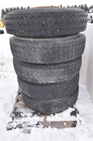 5- 11R22.5 Tires & Rims