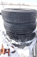 4- 11R22.5 Truck Tires