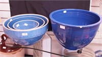 Set of three blue crock nesting mixing bowls and