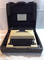 Sears The Scholar  Electric typewriter with case
