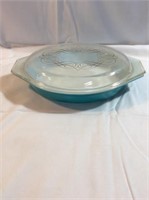 Vintage Pyrex teal casserole dish with lid