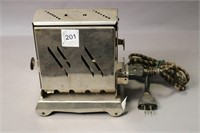 BROOKSYNDEN ELECTRIC TOASTER