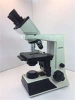 Labomed Model CXR2 Binocular Microscope