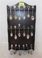 Spoon Rack & Collector Spoons (16 x 9)