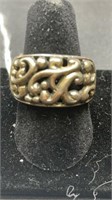 Sterling silver ring size 7 1/2