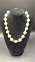 Pearl necklace large and small