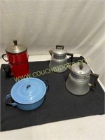 tea pots and enamel pan w/ lid