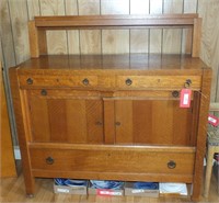 ANTIQUE OAK BUFFET/SIDE BOARD