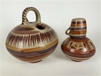 2 Mexican pottery vessels