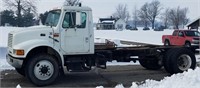 1998 International 4900 Single Axle Truck