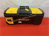 STANLEY PLASTIC TOOL BOX