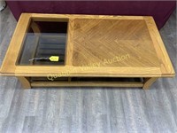 LANE OAK COFFEE TABLE WITH GLASS TOP INSERT