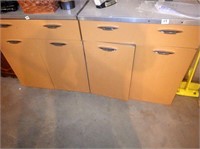 Kitchen cabinet