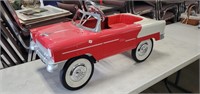 Classic Style Pedal Car