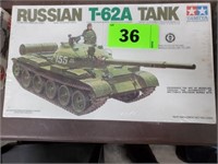 NEW TAMIYA RUSSIAN T-62A TANK MODEL