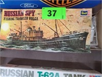 NEW REVELL RUSSIAN SPY FISHING TRAWLER VOLGA MODEL