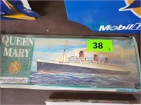 NEW MODELCRAFT QUEEN MARY MODEL