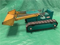 VINTAGE STEEL STRUCTO GREEN AND YELLOW DOZER