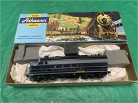 ATHEARN TRAIN BOX / BALTIMORE &OHIO 8298 HO TRAIN