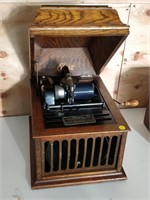 1917 Edison Amberola 4 minute player - needs