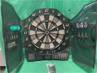 HALEX DART BOARD WITH DARTS AND EXTRA TIPS