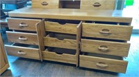 Oak Veneee Nine Drawer Dresser With Jewelry Drawer