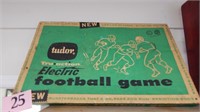 TUDOR TRU-ACTION ELECTRIC FOOTBALL GAME