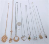 (8) necklaces