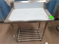 940x580  stainless bench