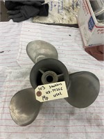 Used stainless prop, 19p, 48-47266