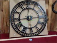 Evursua 24" Metal Antique Style Clock