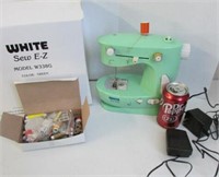 White Sew E-Z Sewing Machine