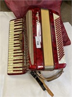 Electtra accordion w/ Case.