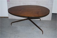 CONTEMPORARY MID CENTURY STYLE COFFEE TABLE