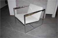 CONTEMPORARY MID CENTURY STYLE METAL CUBE CHAIR