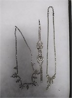 2 vintage necklaces and 1 bracelet