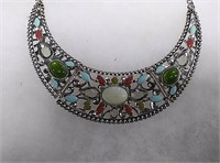 Costume jewelry necklace