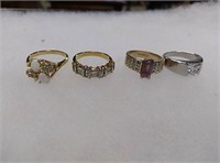 4 rings from left to right size 8,7.25,7.25,7.25