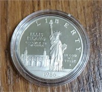 1986-S Silver Dollar: Ellis Island