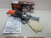 BLACK AND DECKER SMALL ANGLE GRINDER - NEW