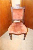 VICTORIAN - WALNUT SIDE CHAIR - CARVED BACK