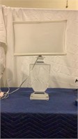 Crystal base table lamp