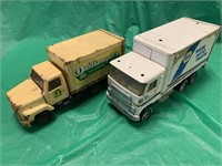 PAIR SMALL SCALE NYLINT / ERTL NAPA DAHLKEMPERS