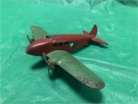 ANTIQUE SMALL PRESS STEEL TOY PLANE / WOOD WHEELS