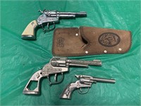 (3) GROUP OF EARLY TOY CAPGUNS / PARTS HUBLEY