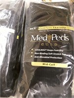 MEDS -PED MEN SOCKS LOT OF 12 PAIR