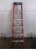 6' step ladder - fiberglass , 300lb rating
