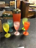 Blendo Barware shaker and glasses marked France