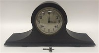 Vintage New Haven Clock Co. Mantle Clock