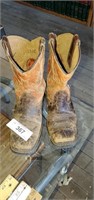 ARIAT Boots Boys size 13.5